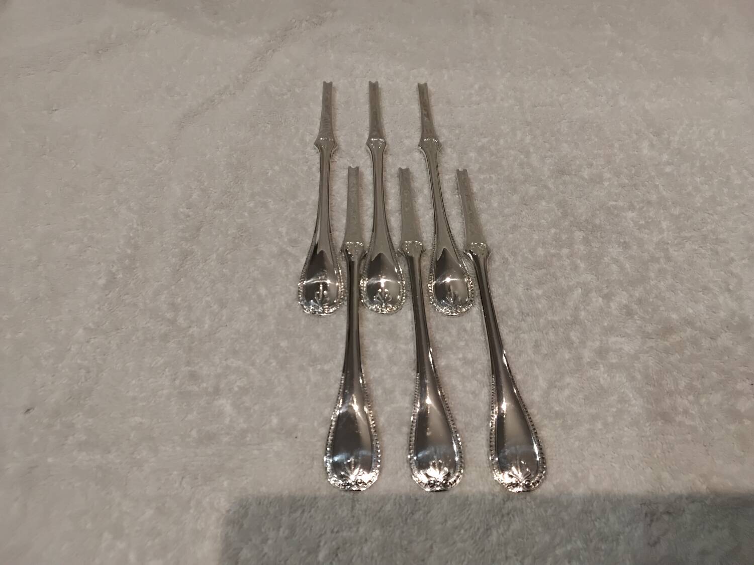 6 silver-plated metal lobster picks by Christofle Malmaison, 18cm