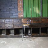 Double-sided cutlery cabinet