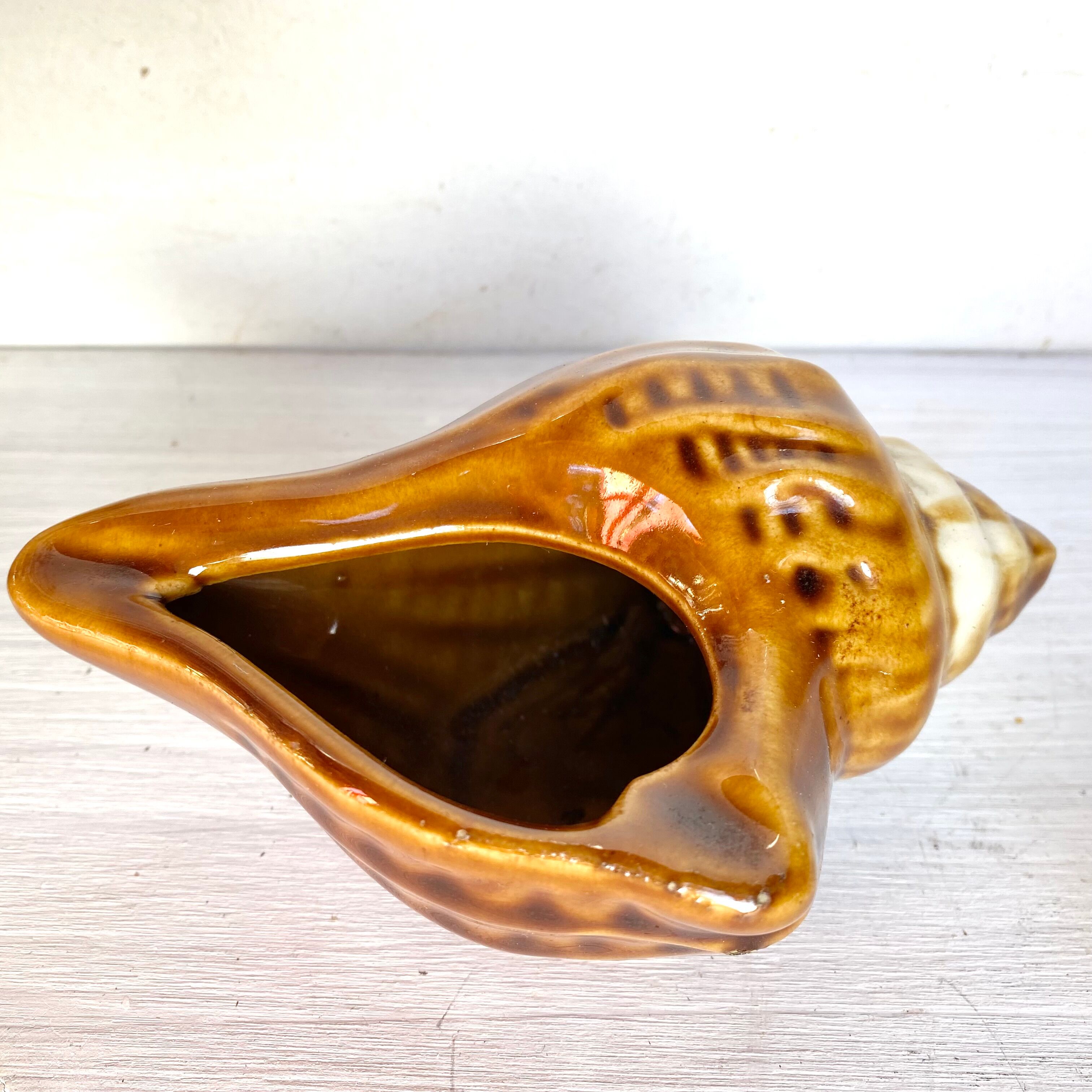 Vintage shell ashtrays