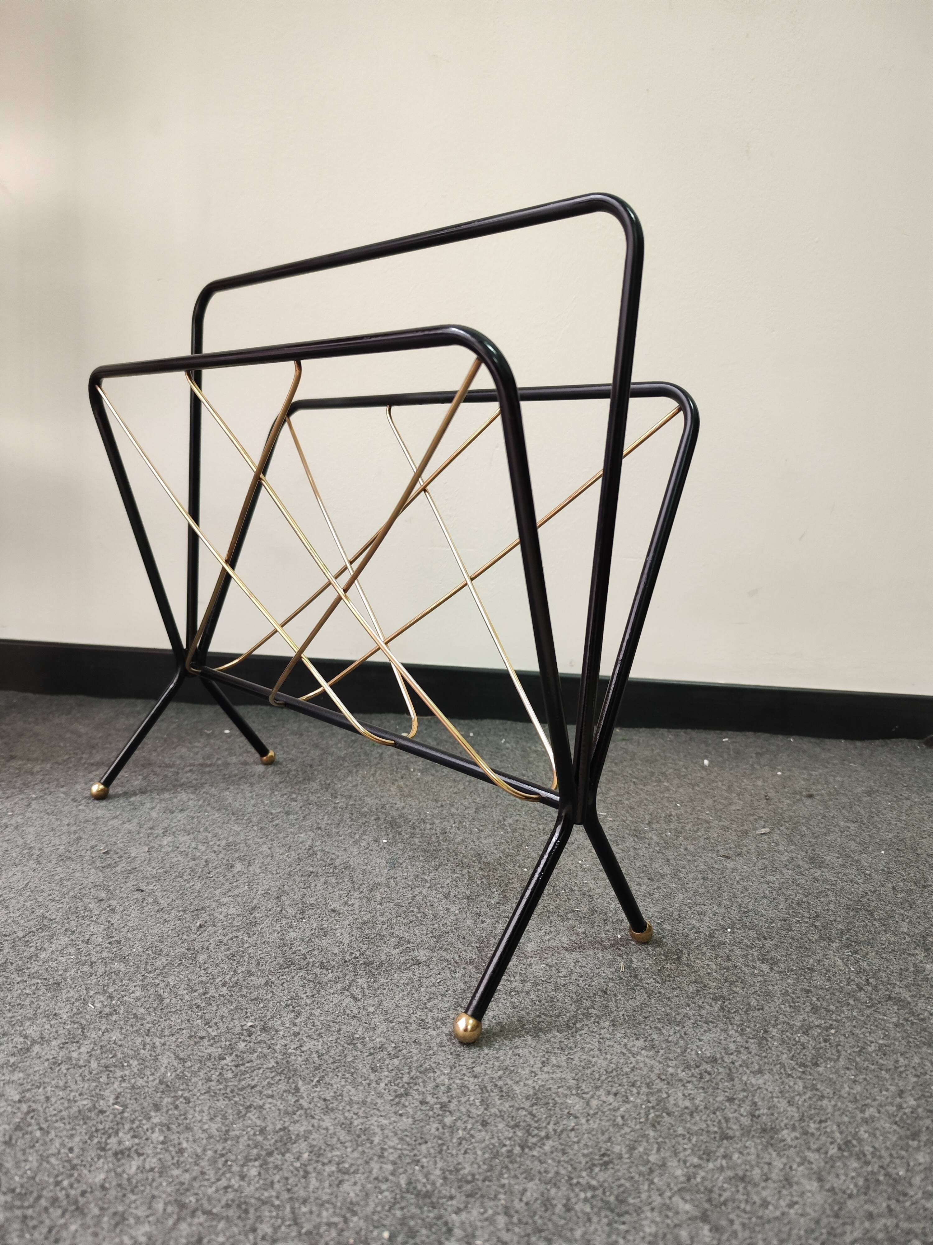 Vintage magazine rack 70s brass