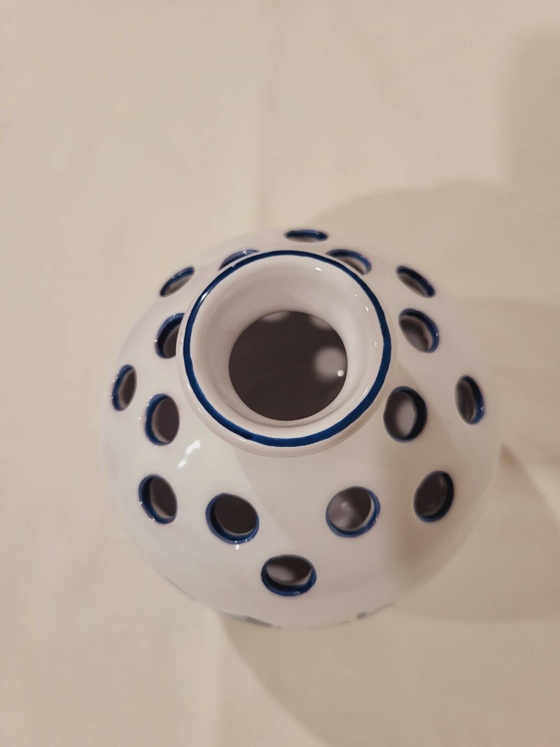 Féret Moustier flower vase