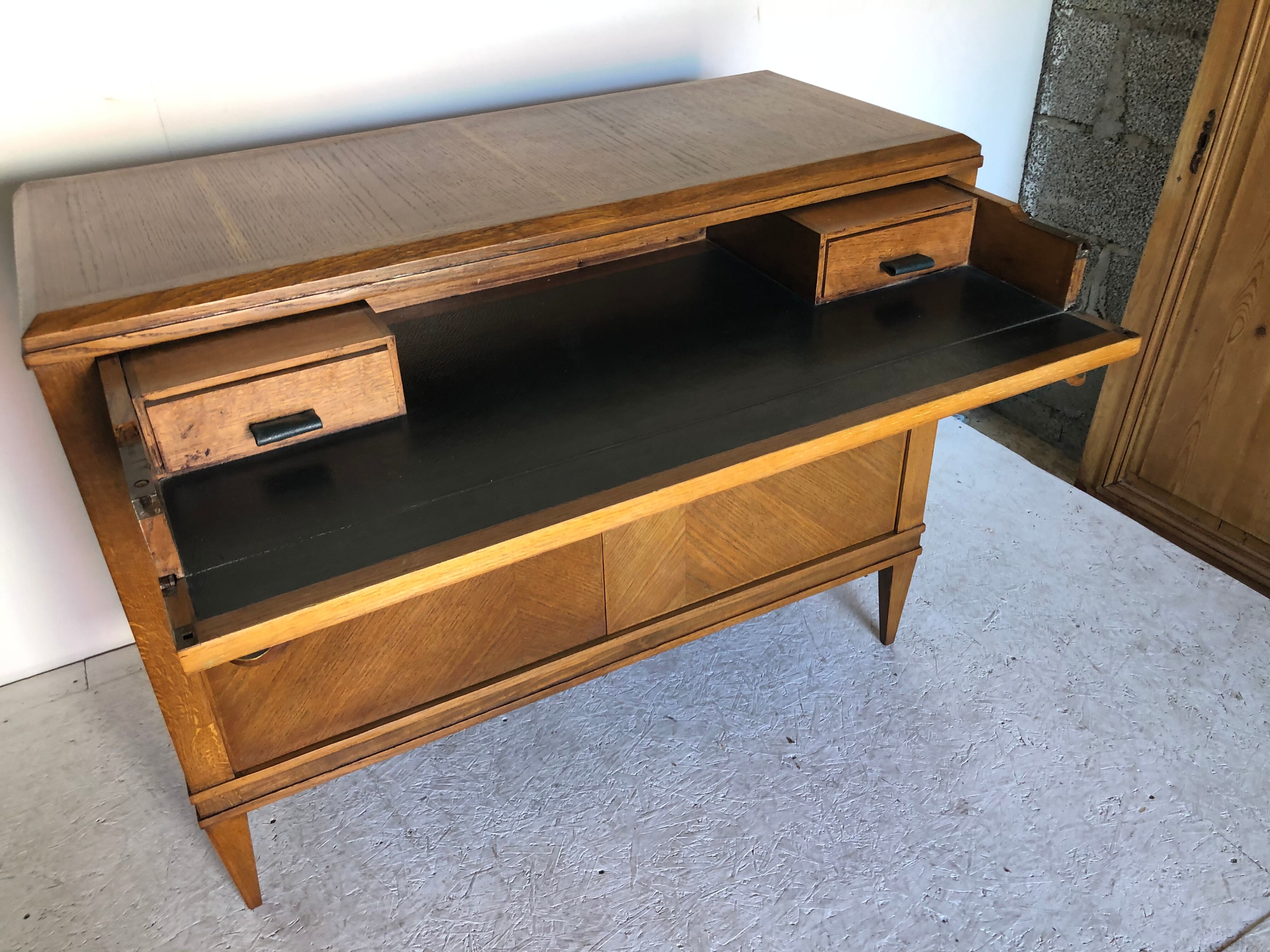 Art deco period neo-classical style writing desk, France 1940