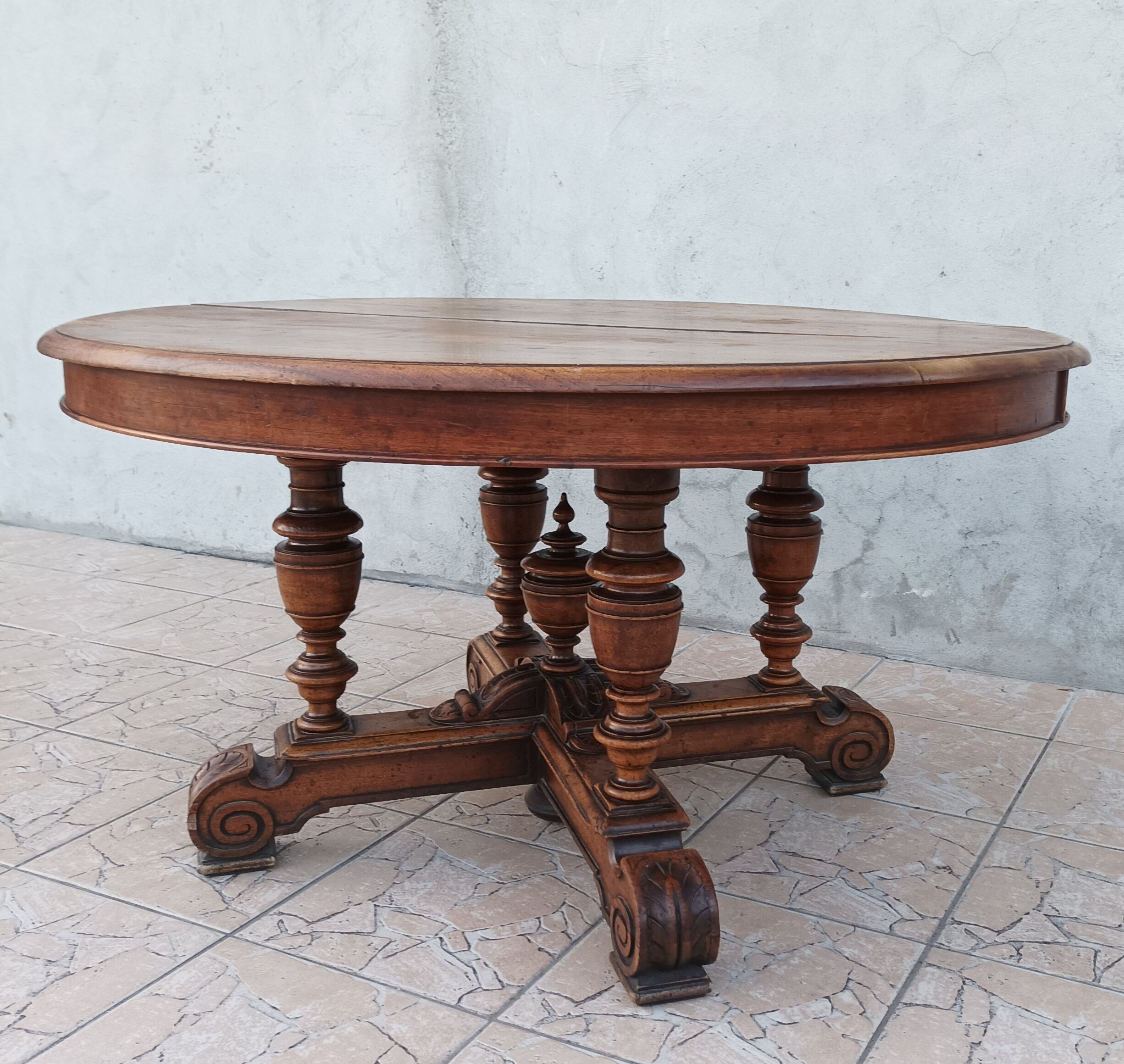 renaissance walnut table 19th century