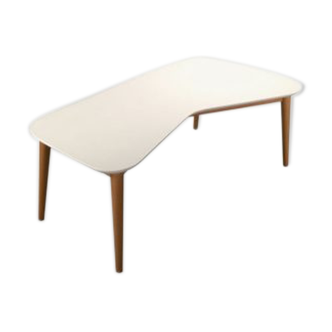 Vy Kann design coffee table