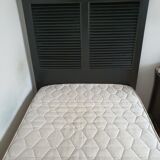 Black headboard in solid spruce 90
