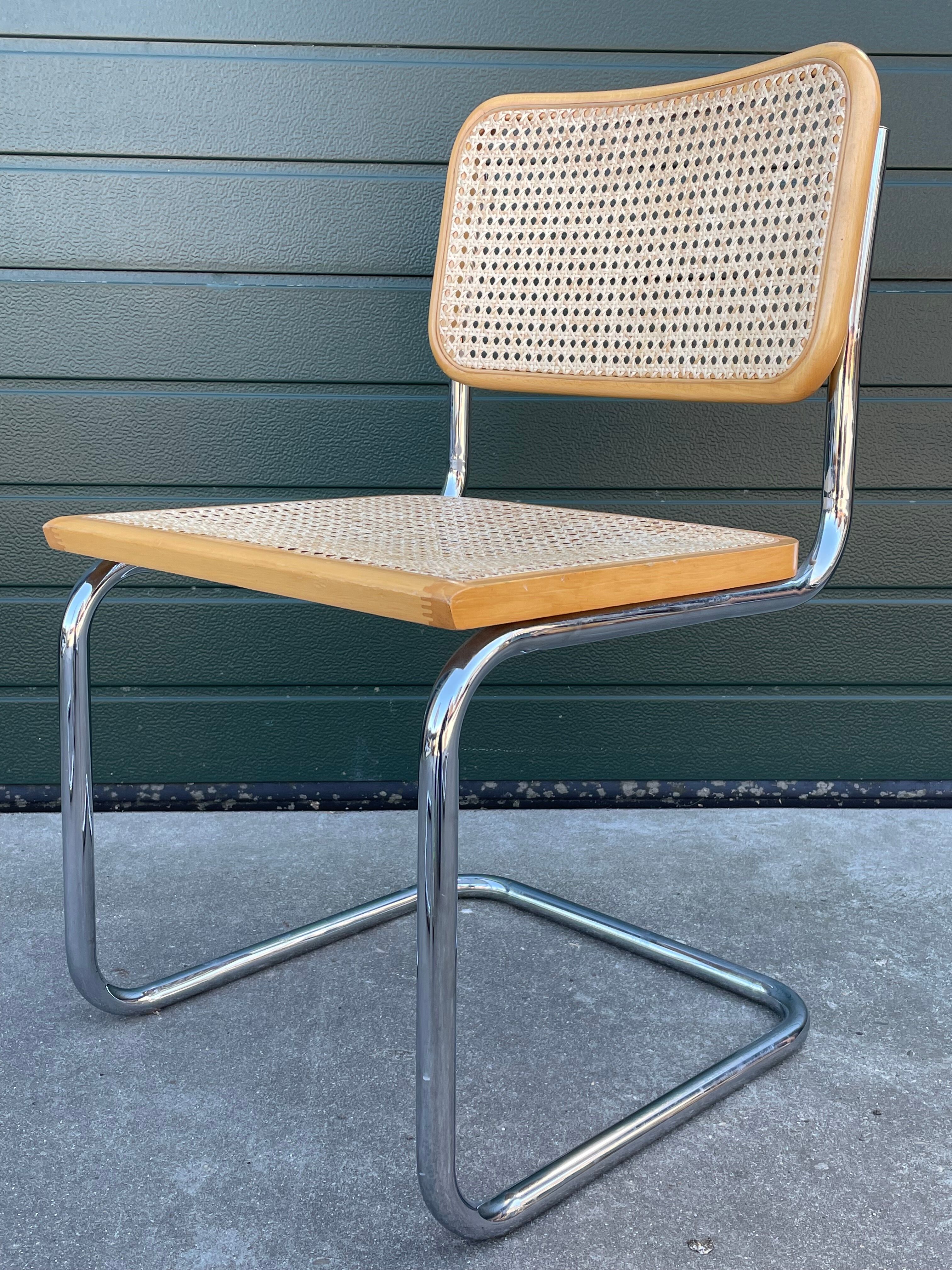 Set of 4 vintage Chairs model Cesca B32 designed by Marcel Breuer Design