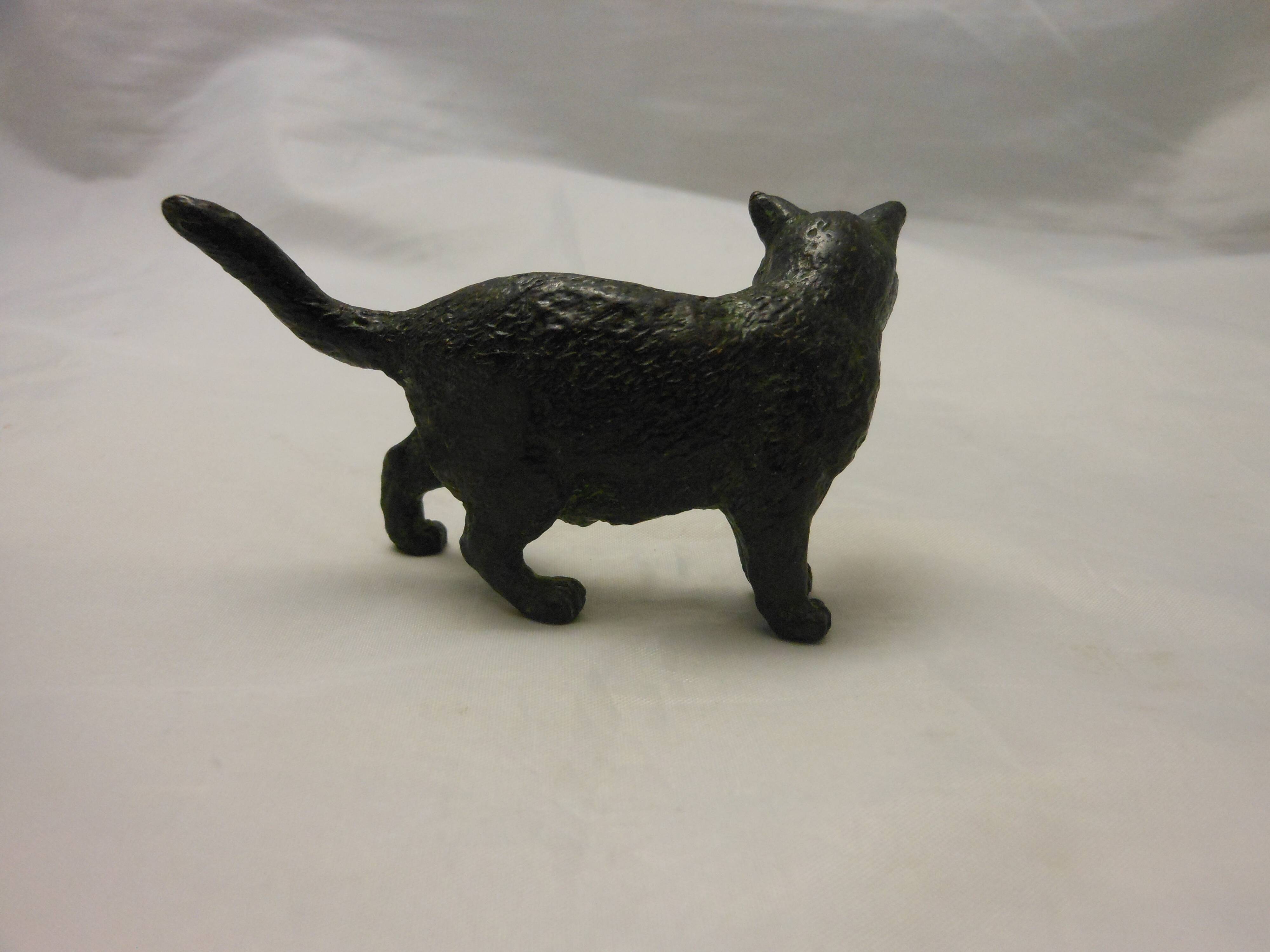 Vienna bronze/cat
