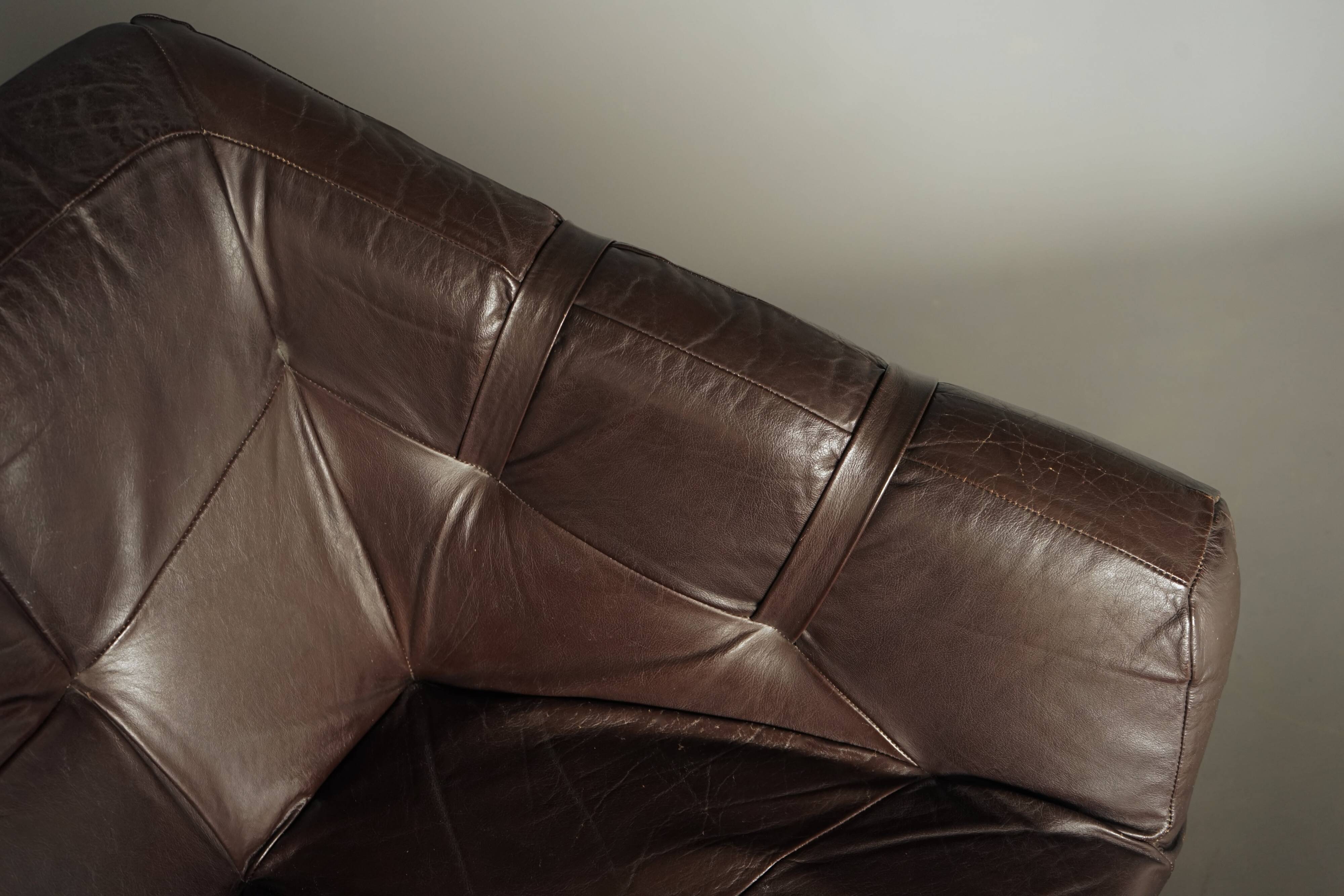 Rare pair of model MP-91 leather lounge chairs by Percival Lafer