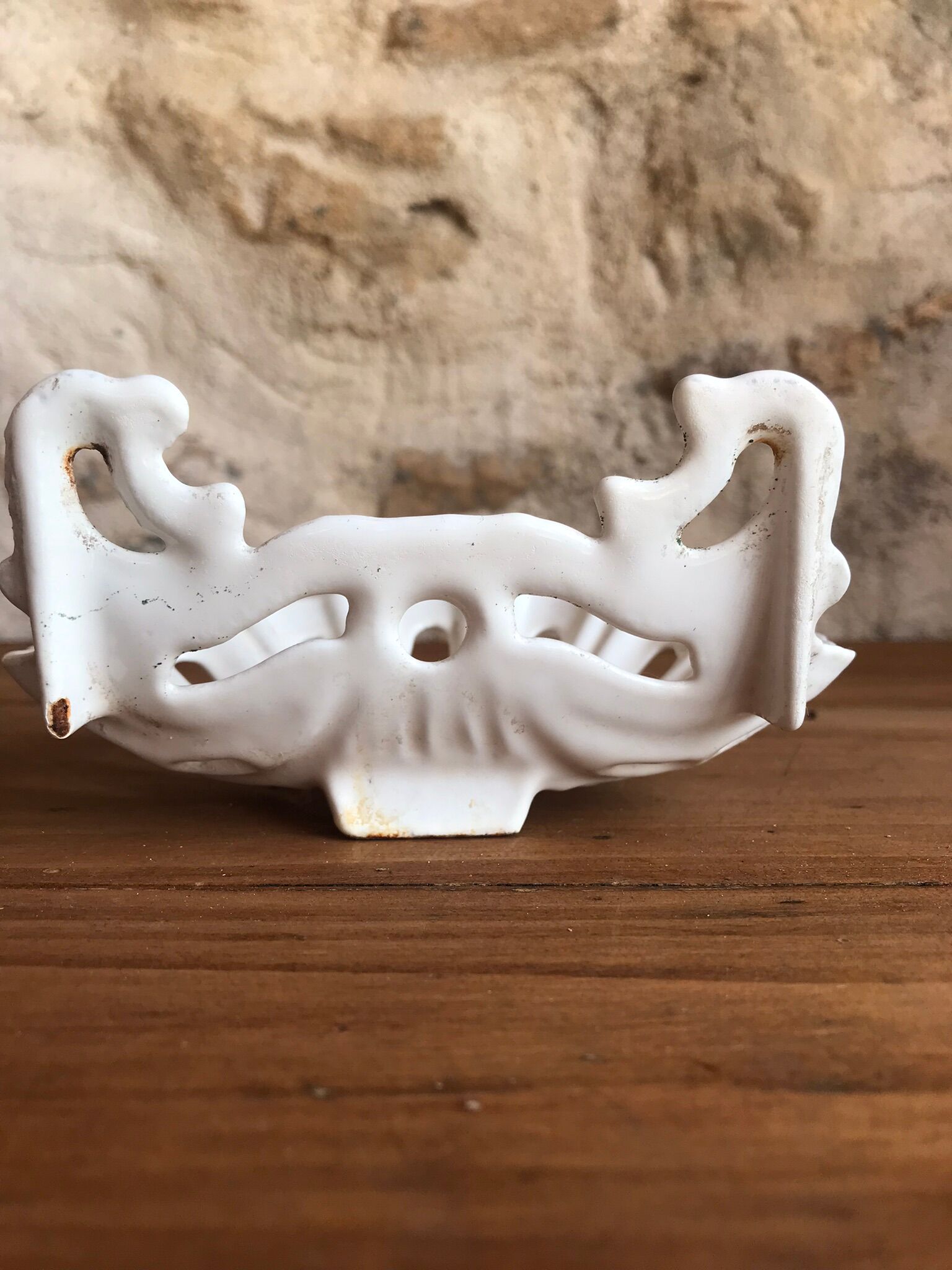 Porte-savon en fonte émaillée blanche