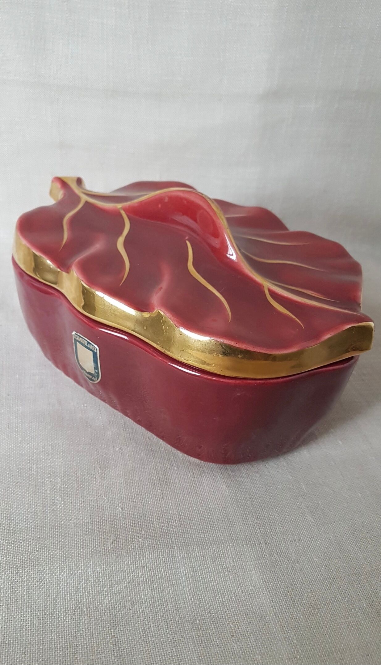 Candy box / pocket empty in glazed ceramic, Viroflay. 50s