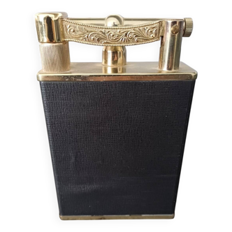 Giant designer lighter/cigarette lighter