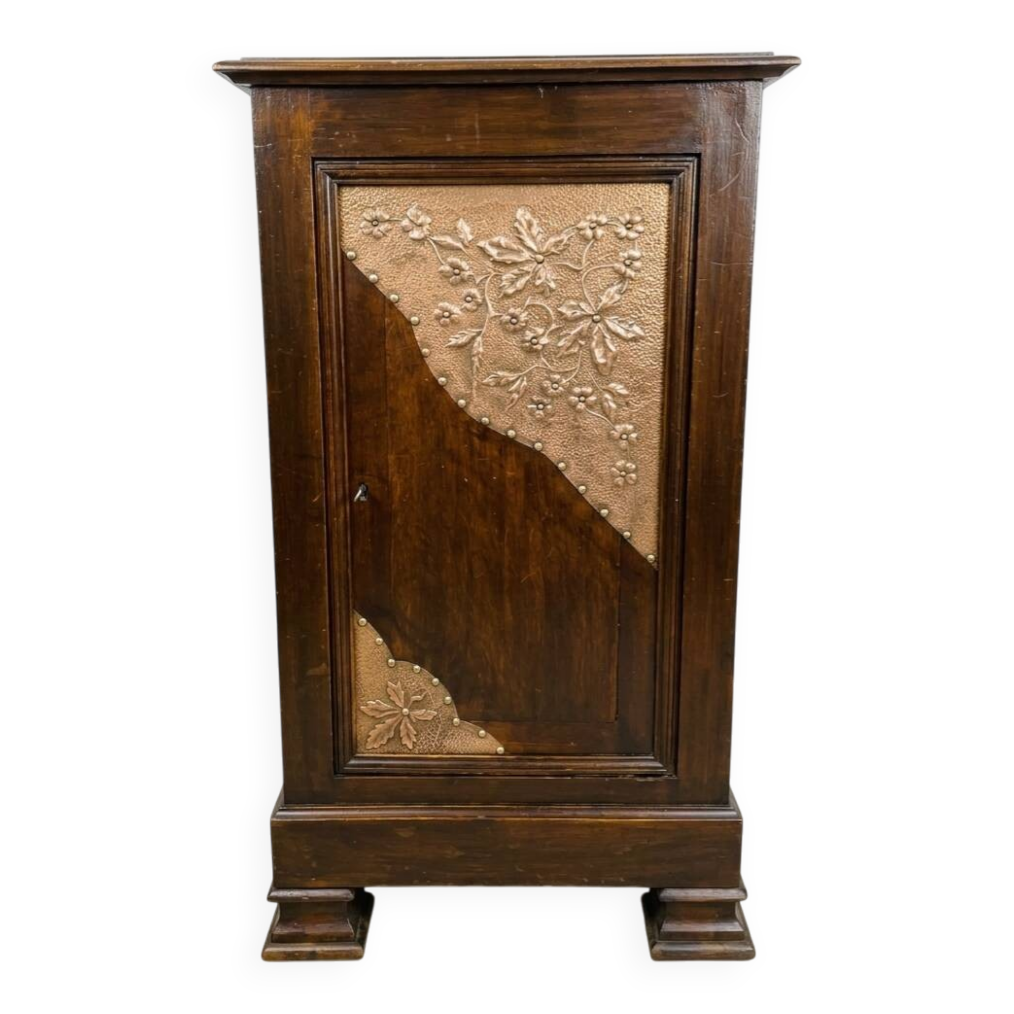 Small storage unit in solid wood and copper.