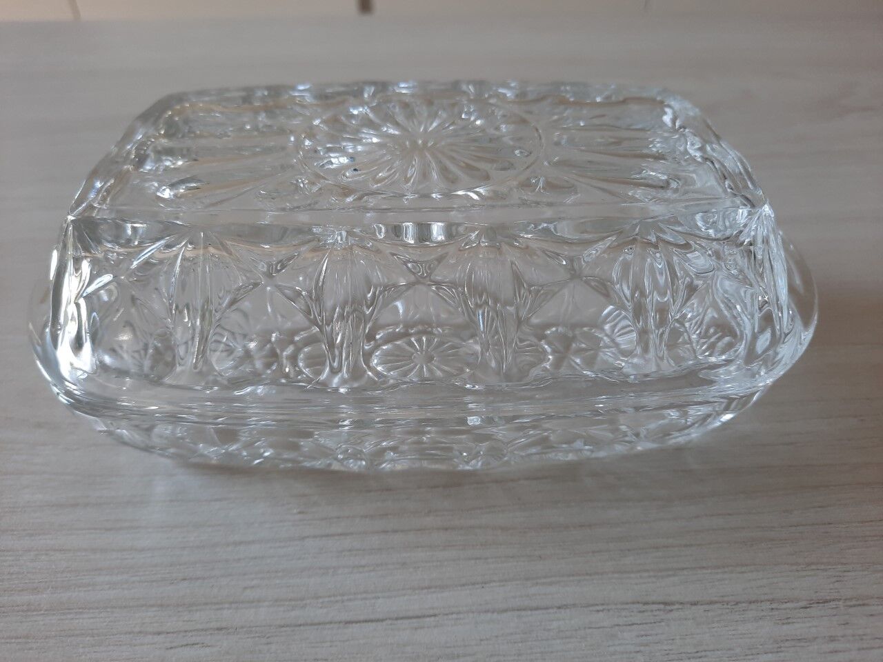 Butter dish