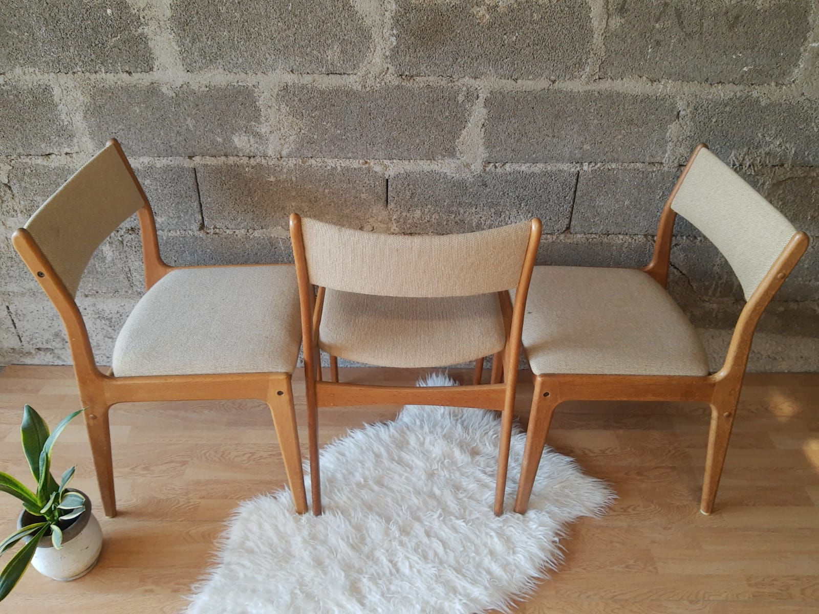 Set of 3 Danish Scandinavian chairs Uldum Mobelfabrik 7171