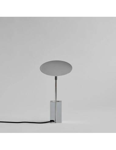 Reflect table lamp in chrome metal, contemporary work.