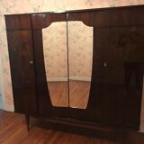 Lacquered wardrobe dressing room