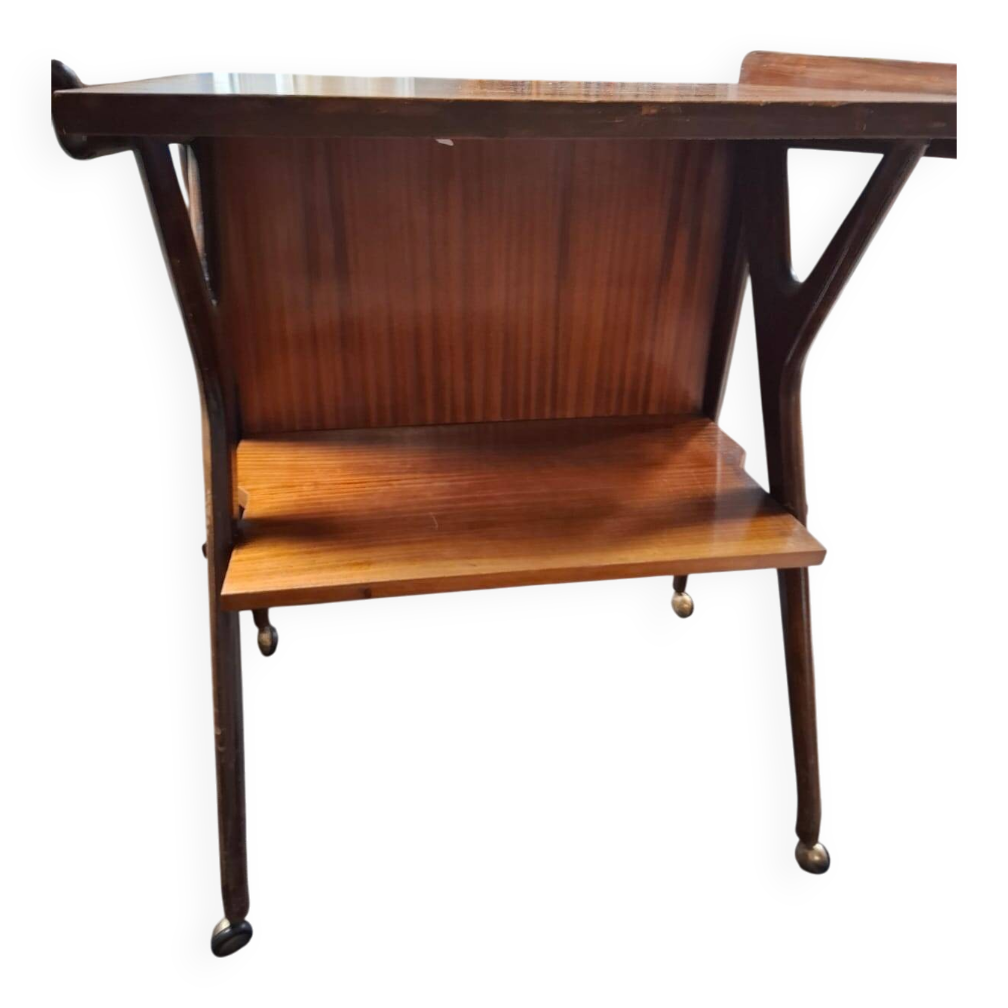 Vinyl furniture + turntable