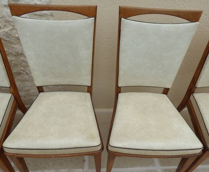 6 Vintage chairs in white beige imitation leather and solid wood with brass legs