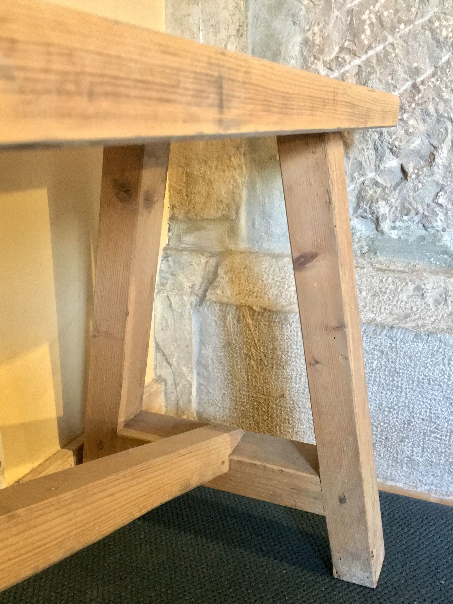 Banc de ferme ou d’école