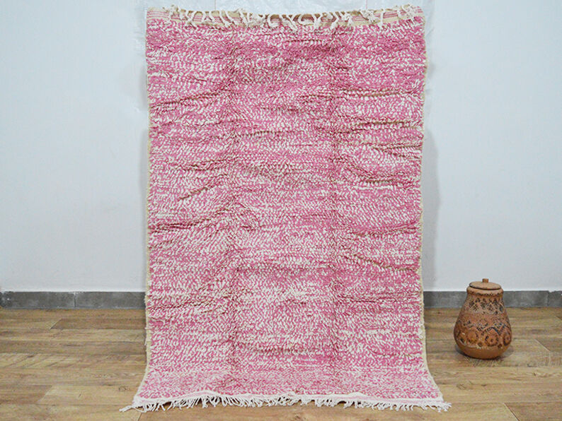 Handmade moroccan berber carpet 158 x 105 cm