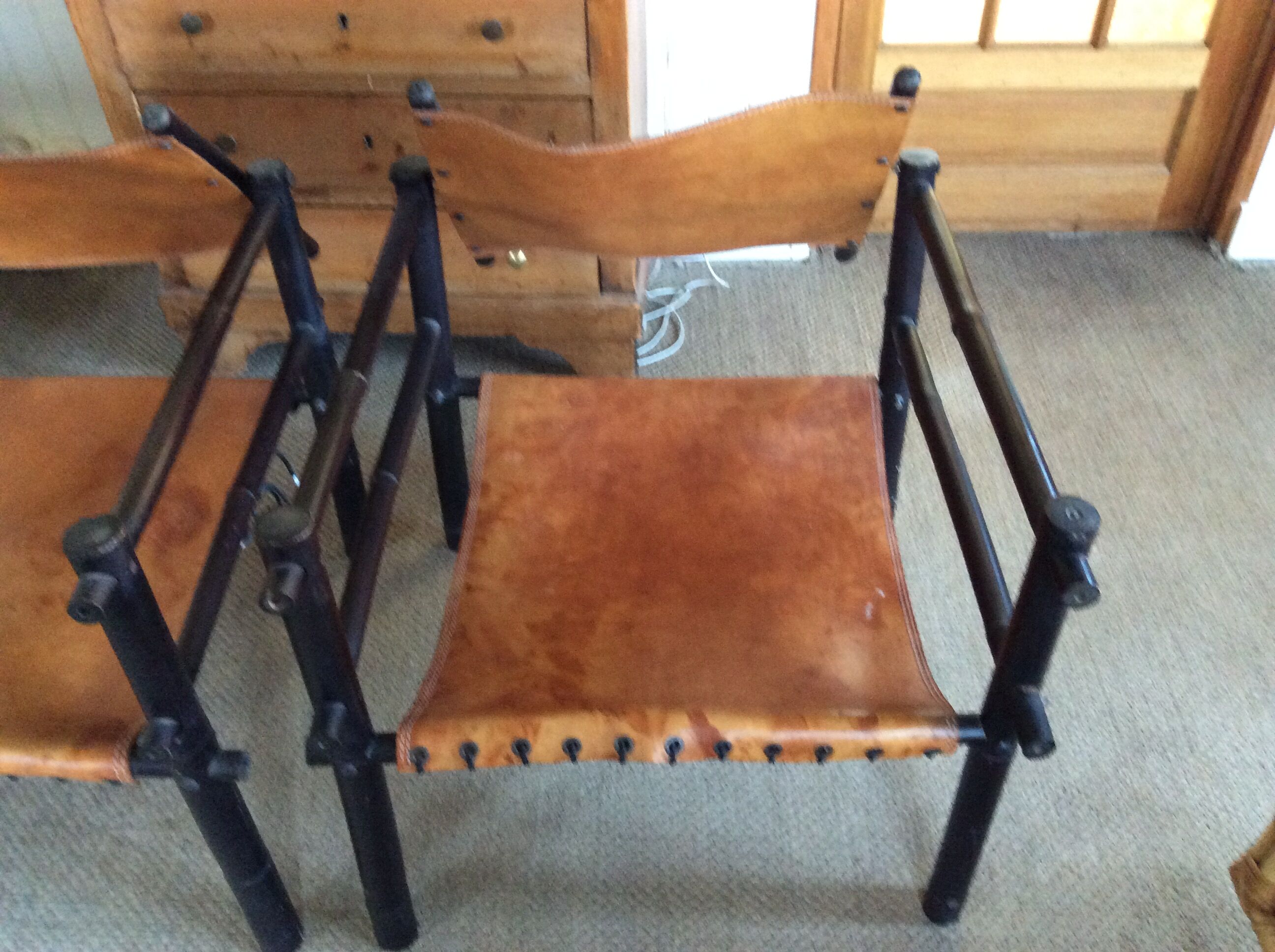 Paire de fauteuils safari