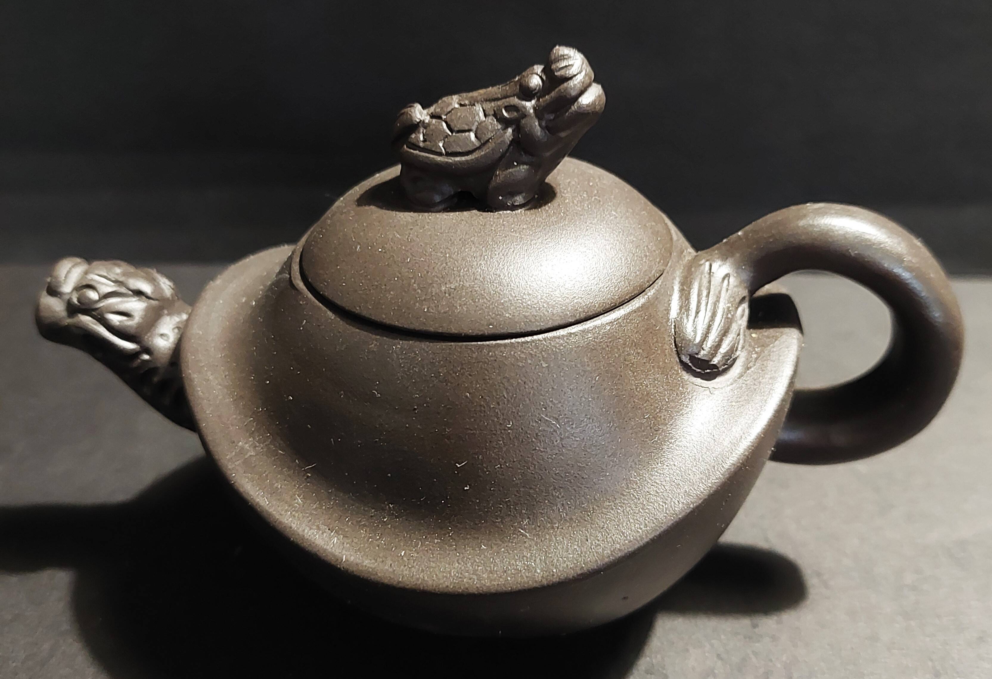 China Yixing terracotta teapot and bowls signed