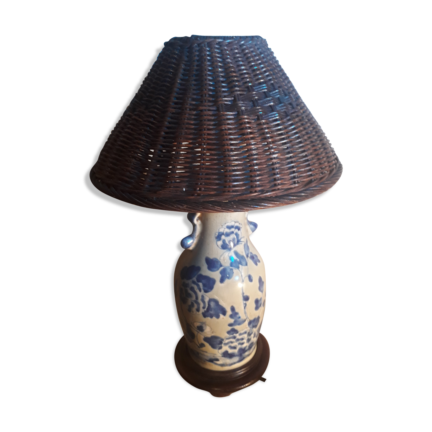 Asian lamp painted with hand naive flower