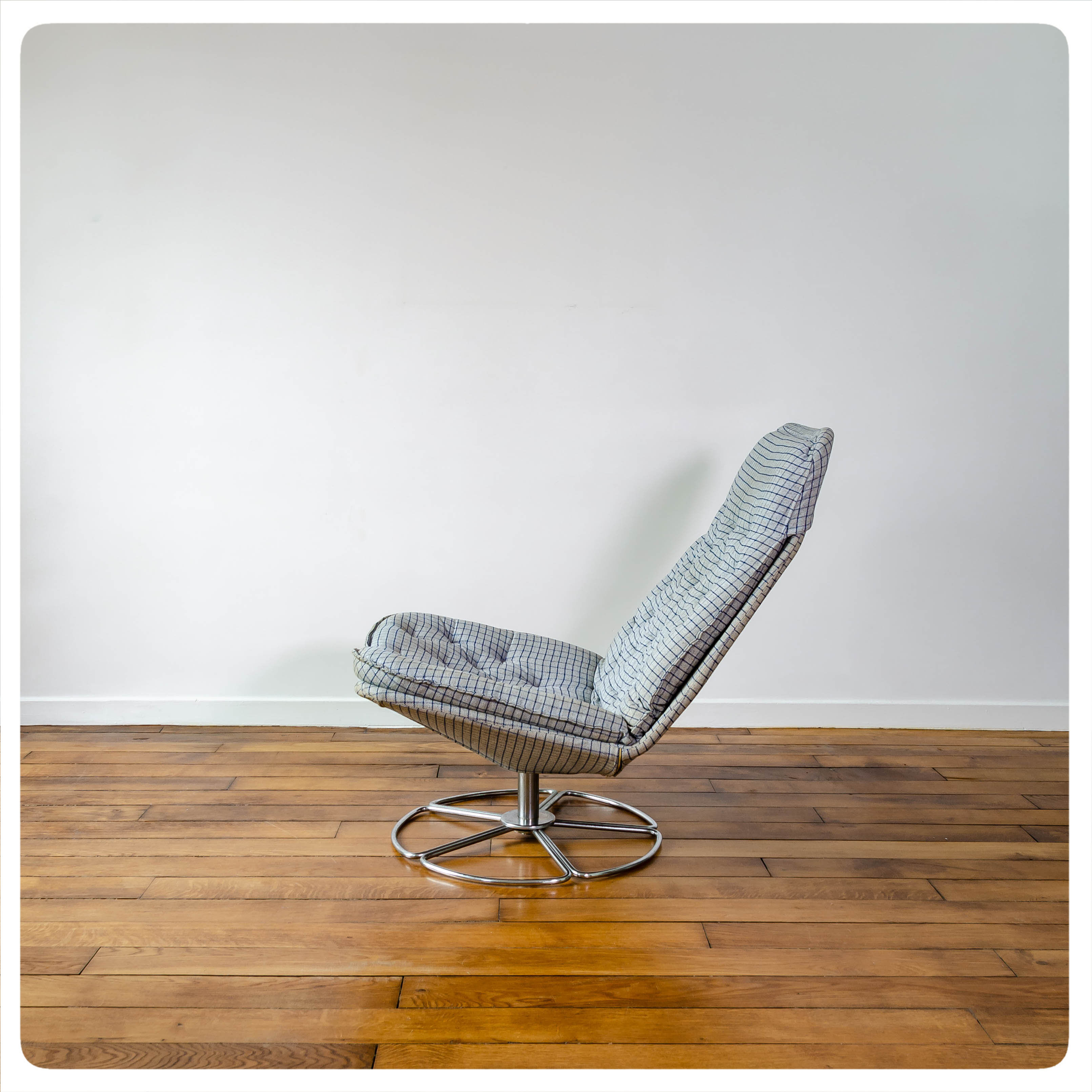 Jan Des Bouvrie's swivel lounge chair for Gelderland, Holland, circa 1970