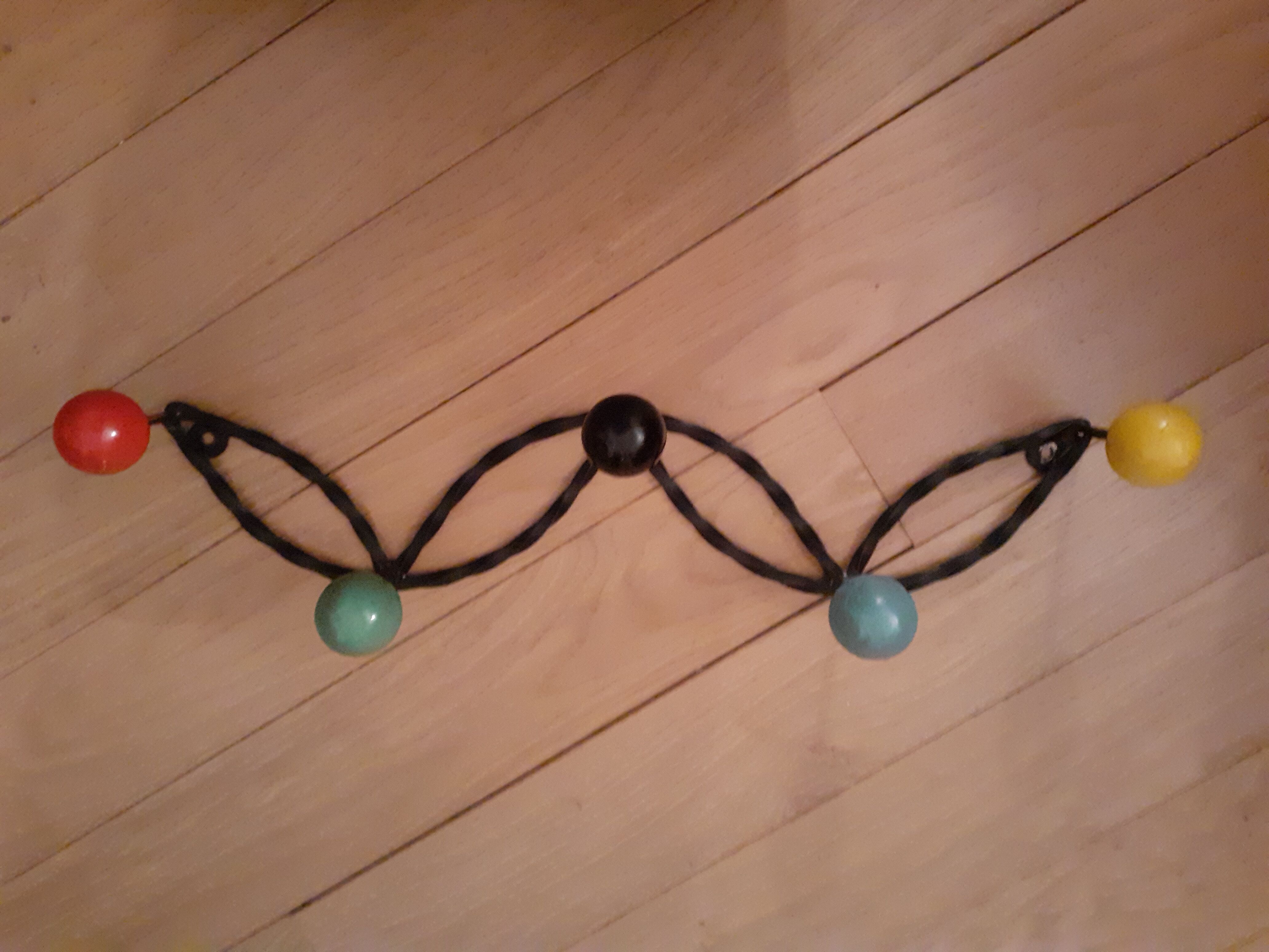 Wrought iron coat rack and wooden balls 5 hooks