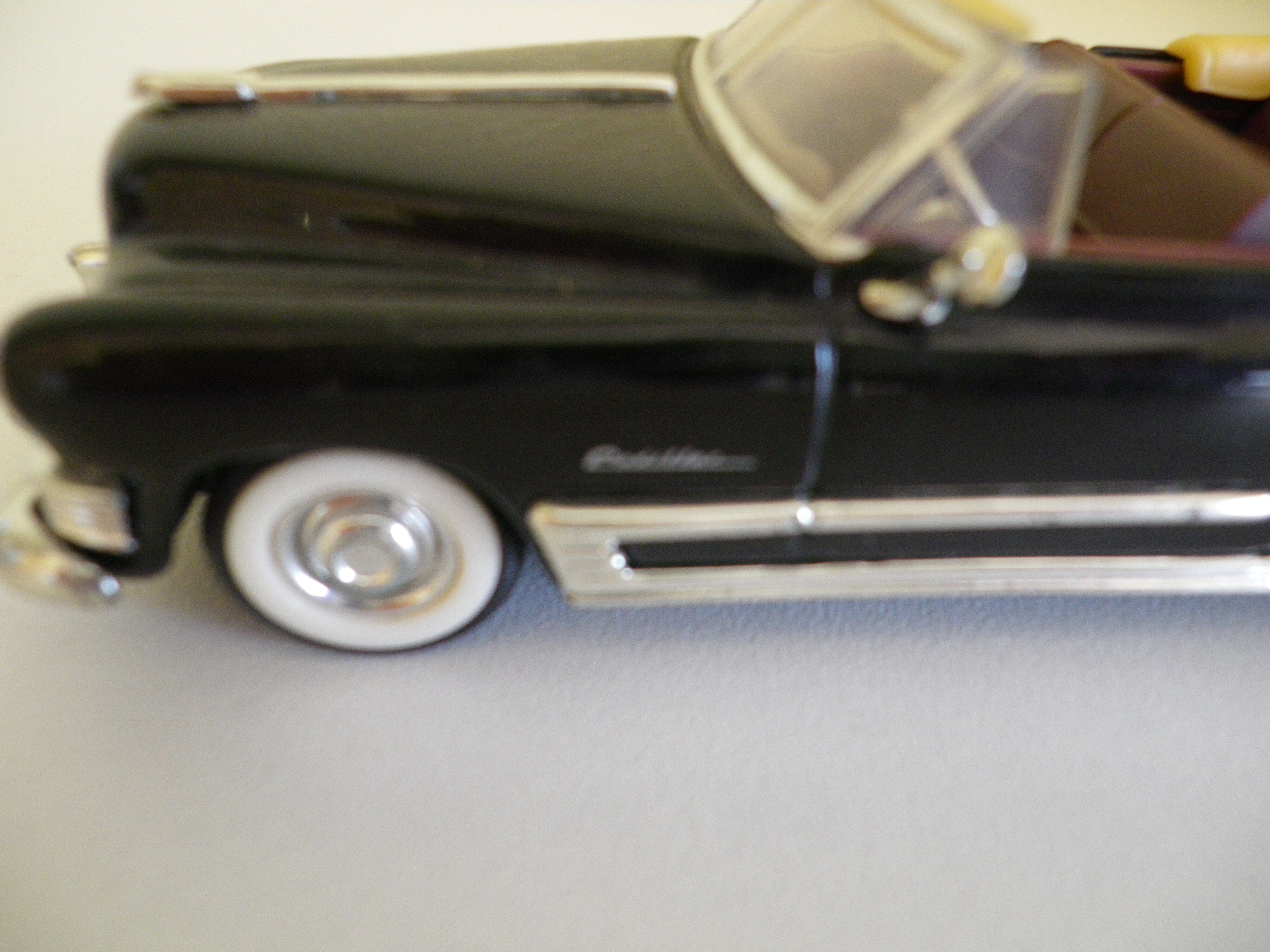 Cadillac coupée Deville de 1949 1/43 Road Signature métal