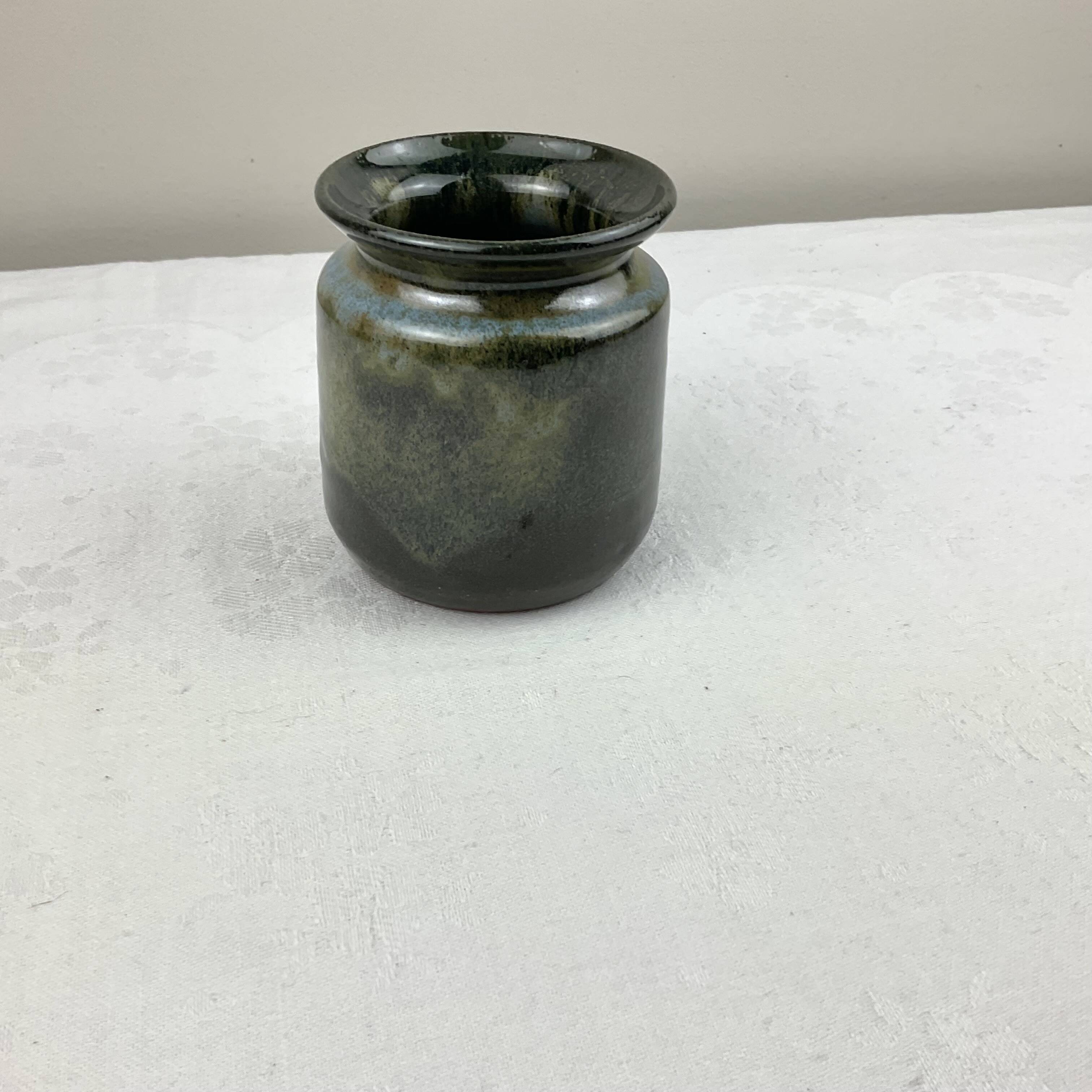 Small vintage ceramic pot