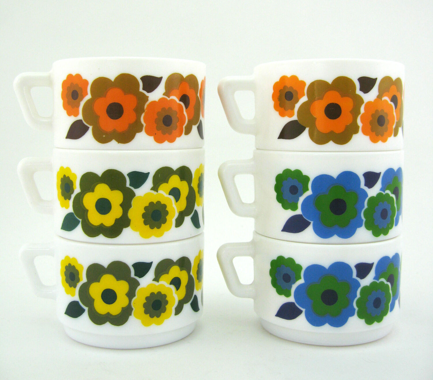 6 cups lotus arcopal france - orange, blue and yellow pop flower patterns - vintage 70s