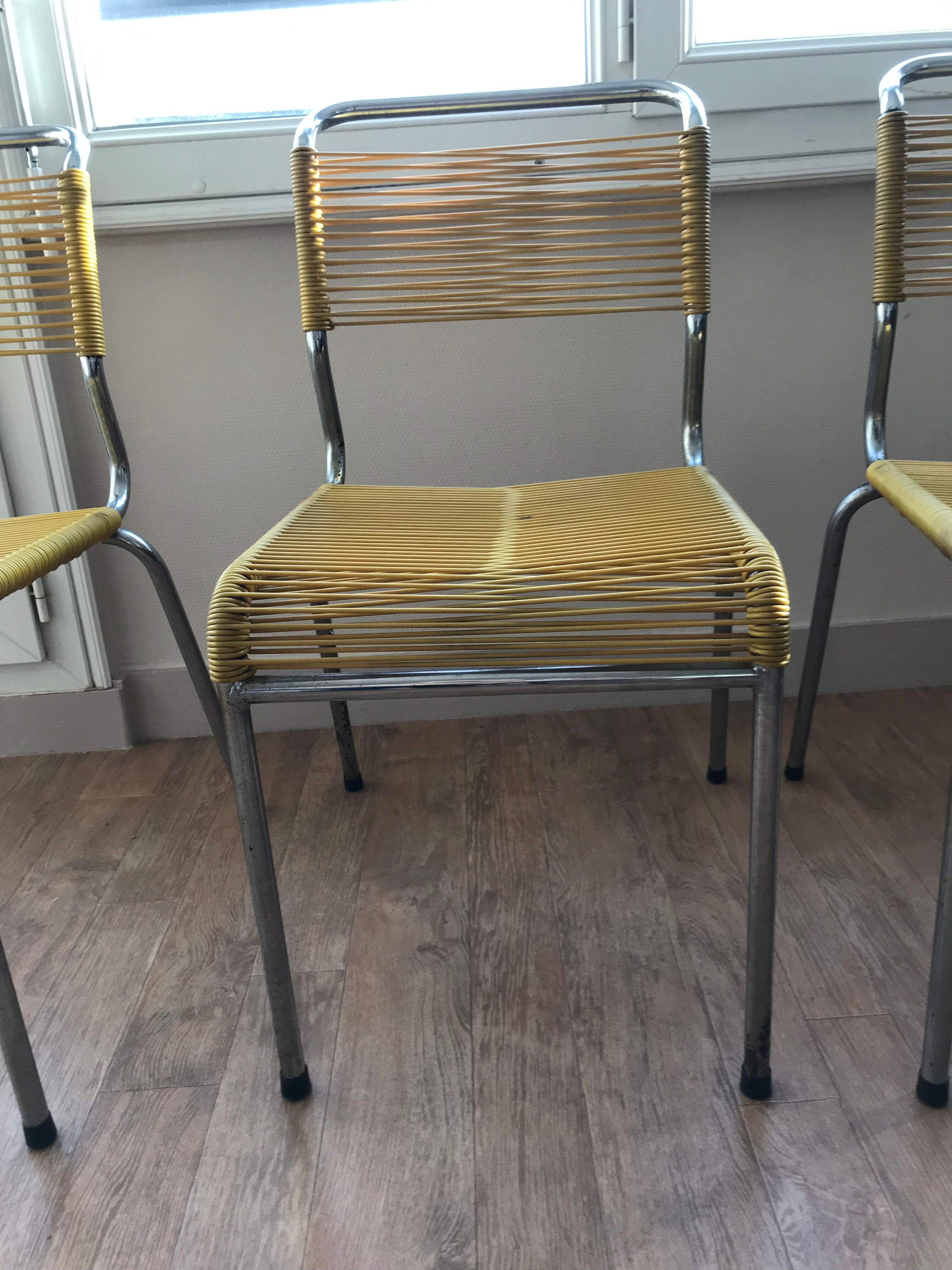 Chairs scoubidou