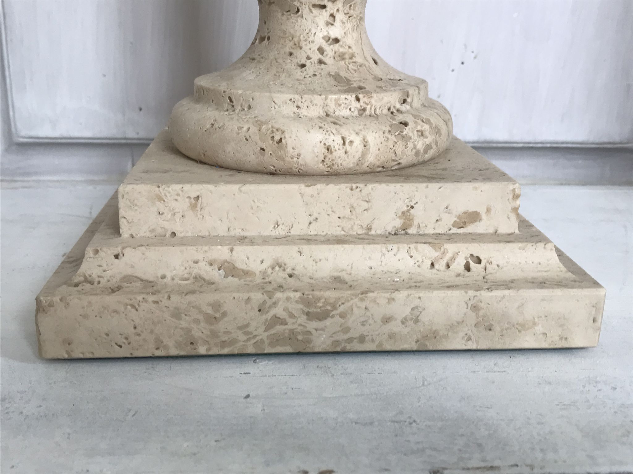 Pied de lampe en pierre le dauphin vintage 55cm