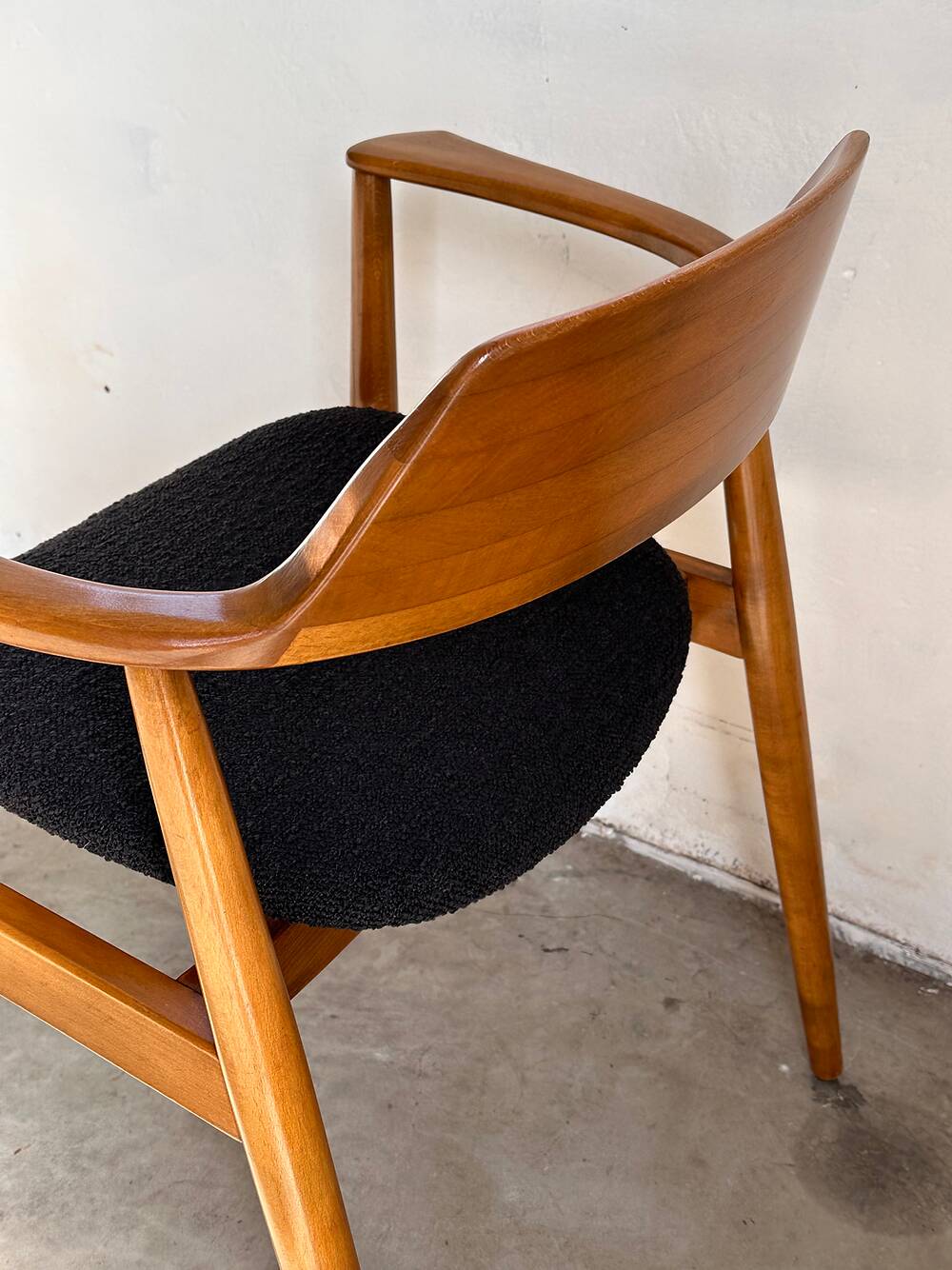 Set of 4 Model 411 armchairs in solid beech, Hartmut Lohmeyer, Wilkahn