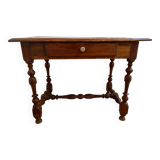 Louvic XIII walnut desk table