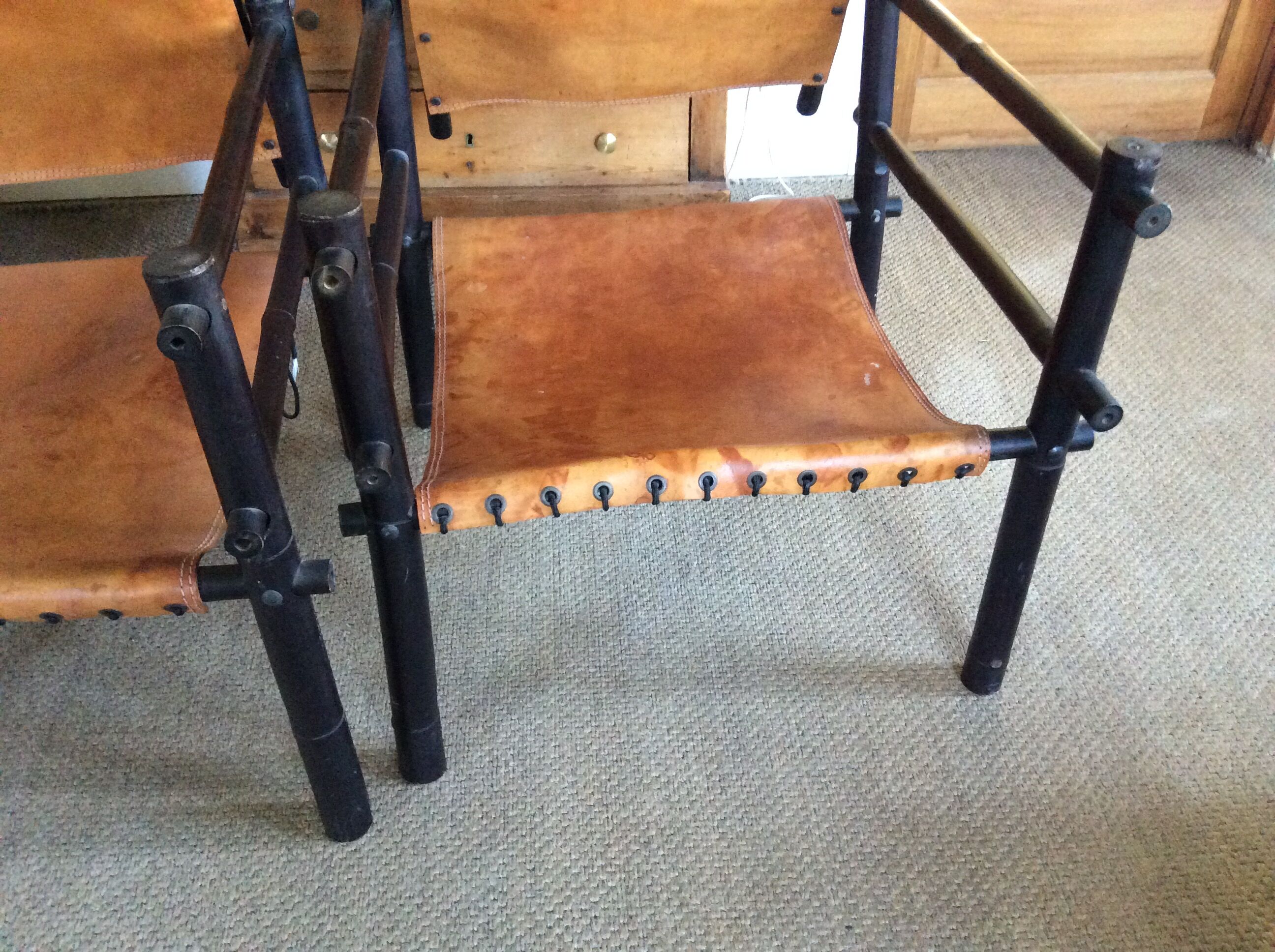 Paire de fauteuils safari