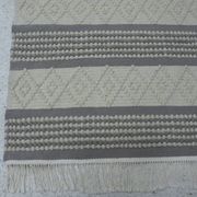 Handmade artisanal rug in Wool – Modern and natural design in Beige Ecru