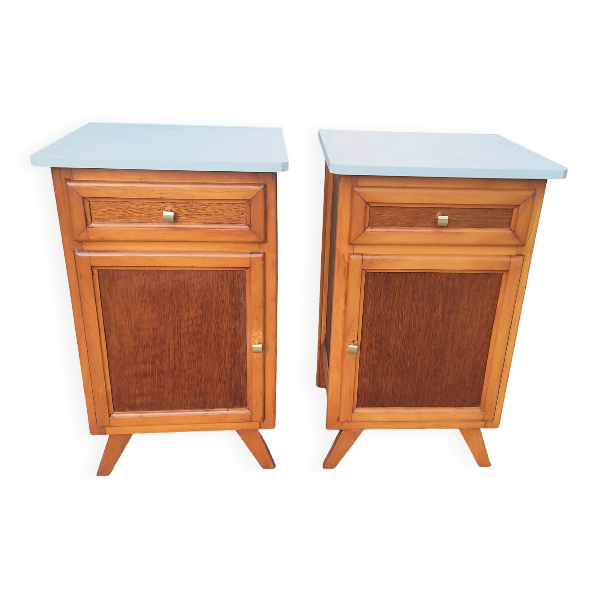 Pair of oak bedside tables, a. 1950; compass base, vintage retro design
