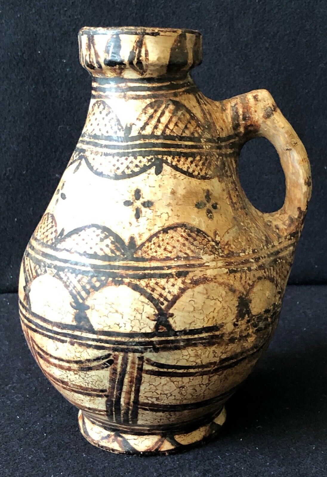 Ceramic Berber jug Kabylie