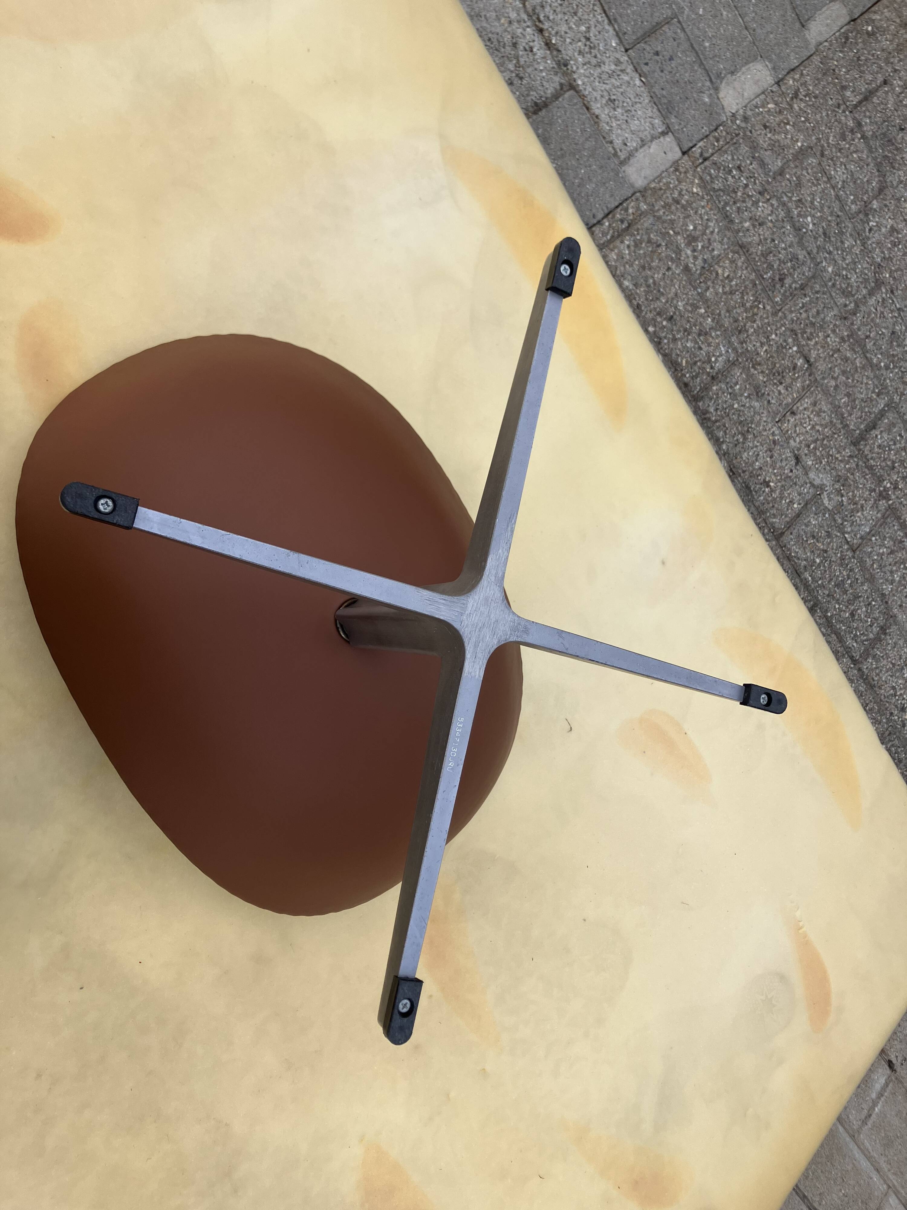 2x Fritz Hansen Egg Chair +1x Ottoman in Cognac leather NIEUW!!