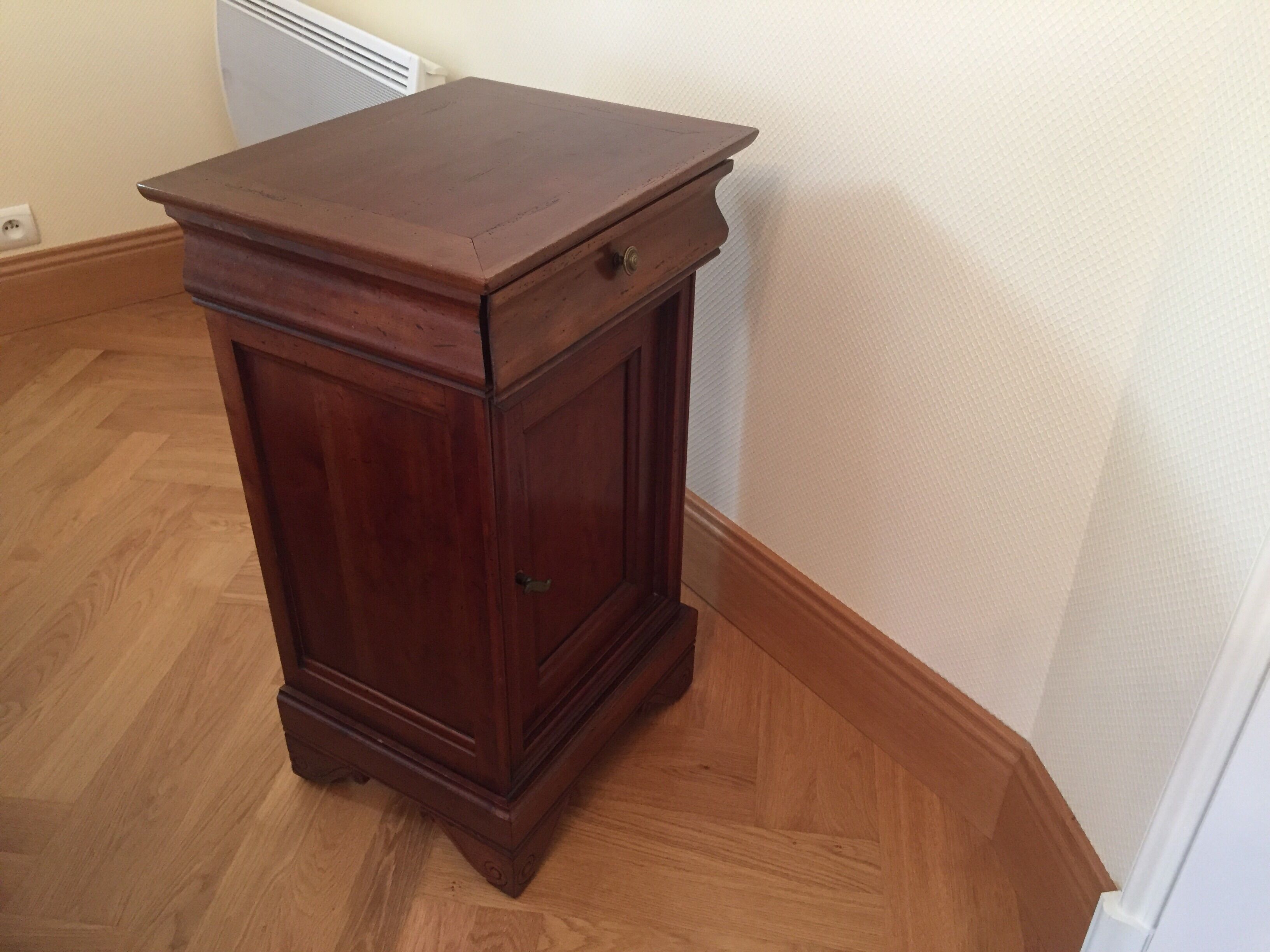 Chevet louis Philippe