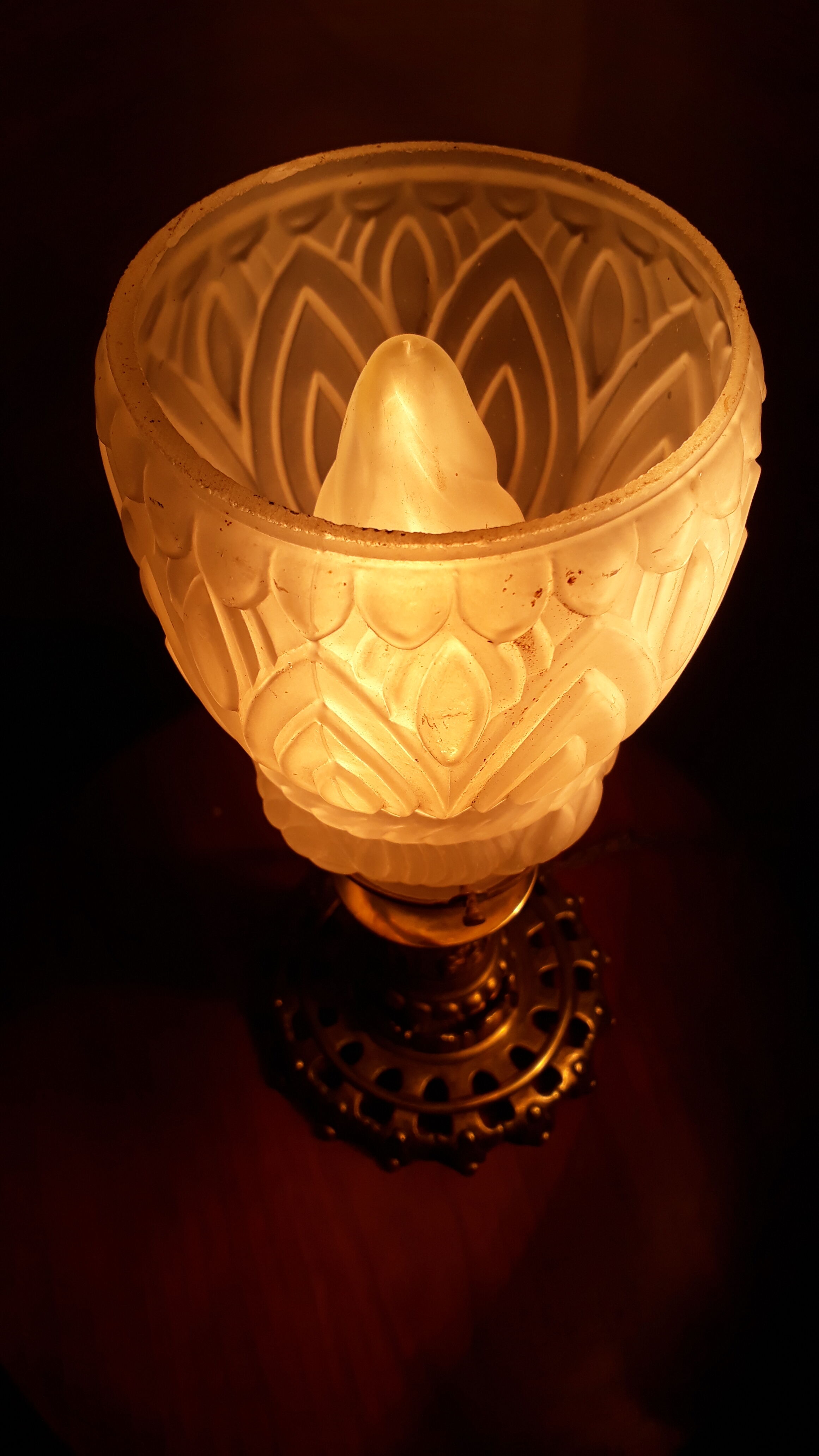 Lamp calice foot bronze and brass tulip mold and press 1900 a 20 not sign