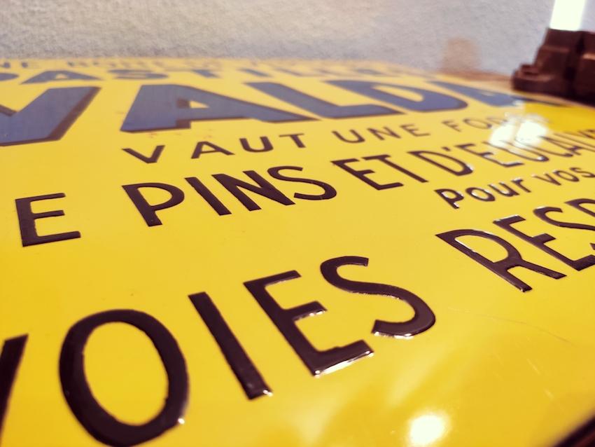 Vintage enamel plate Pastilles Valda - from the 1960s