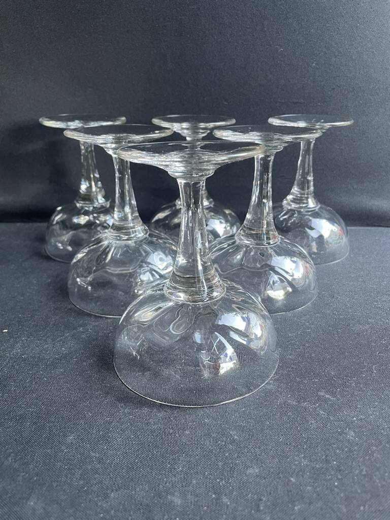 6 old champagne glasses – Blown glass