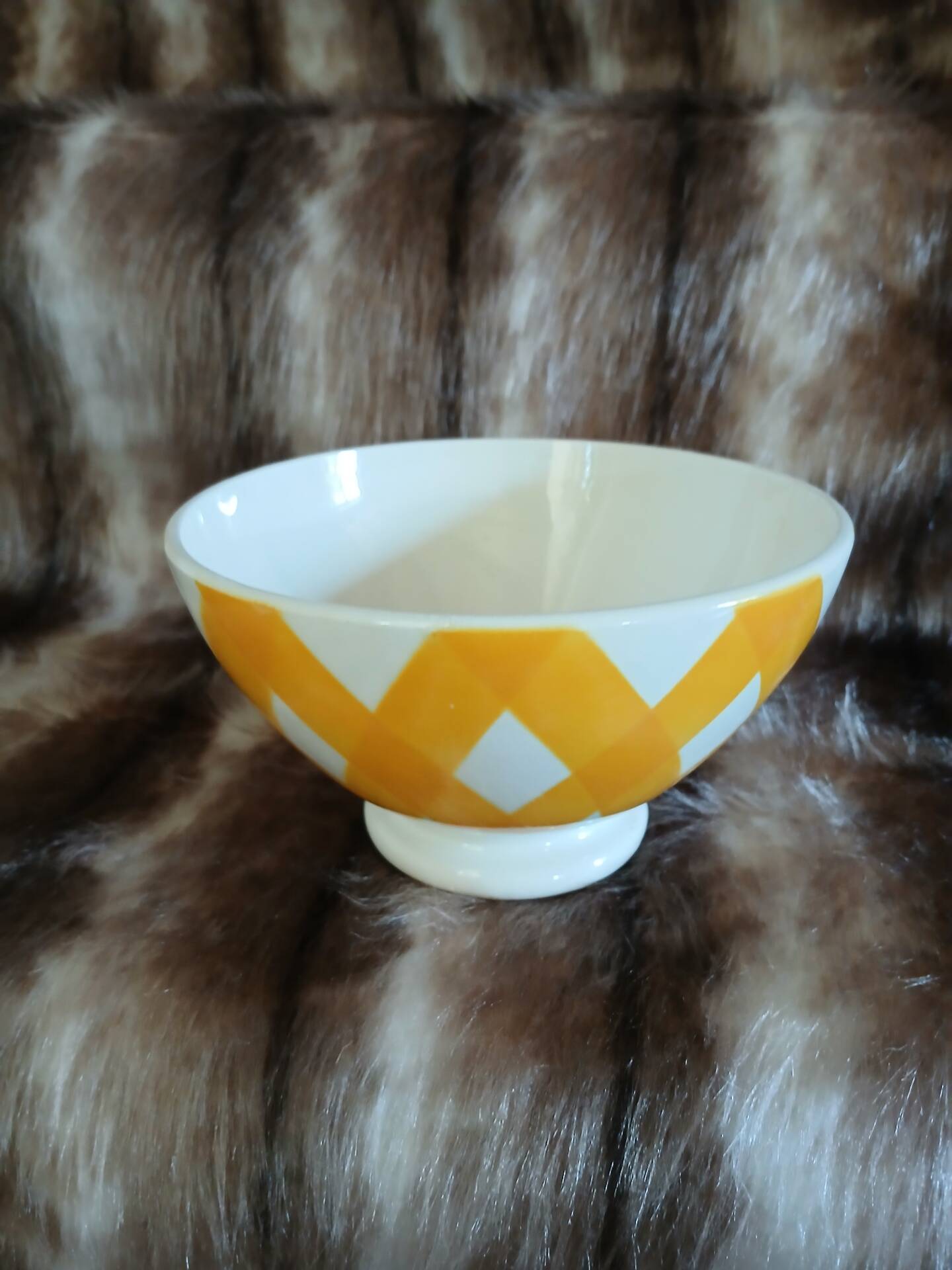Old Sarreguemines bowl, Scottish pattern.