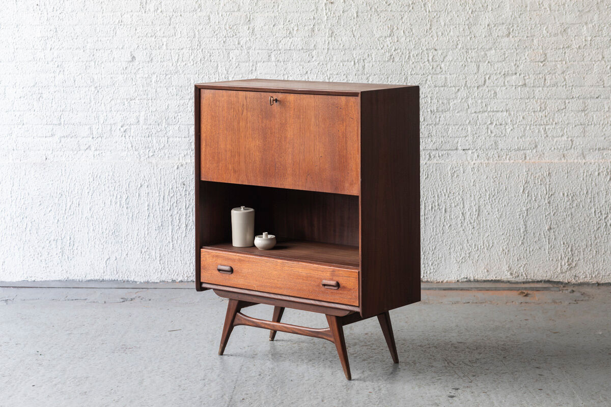 Cabinet by Louis van Teeffelen