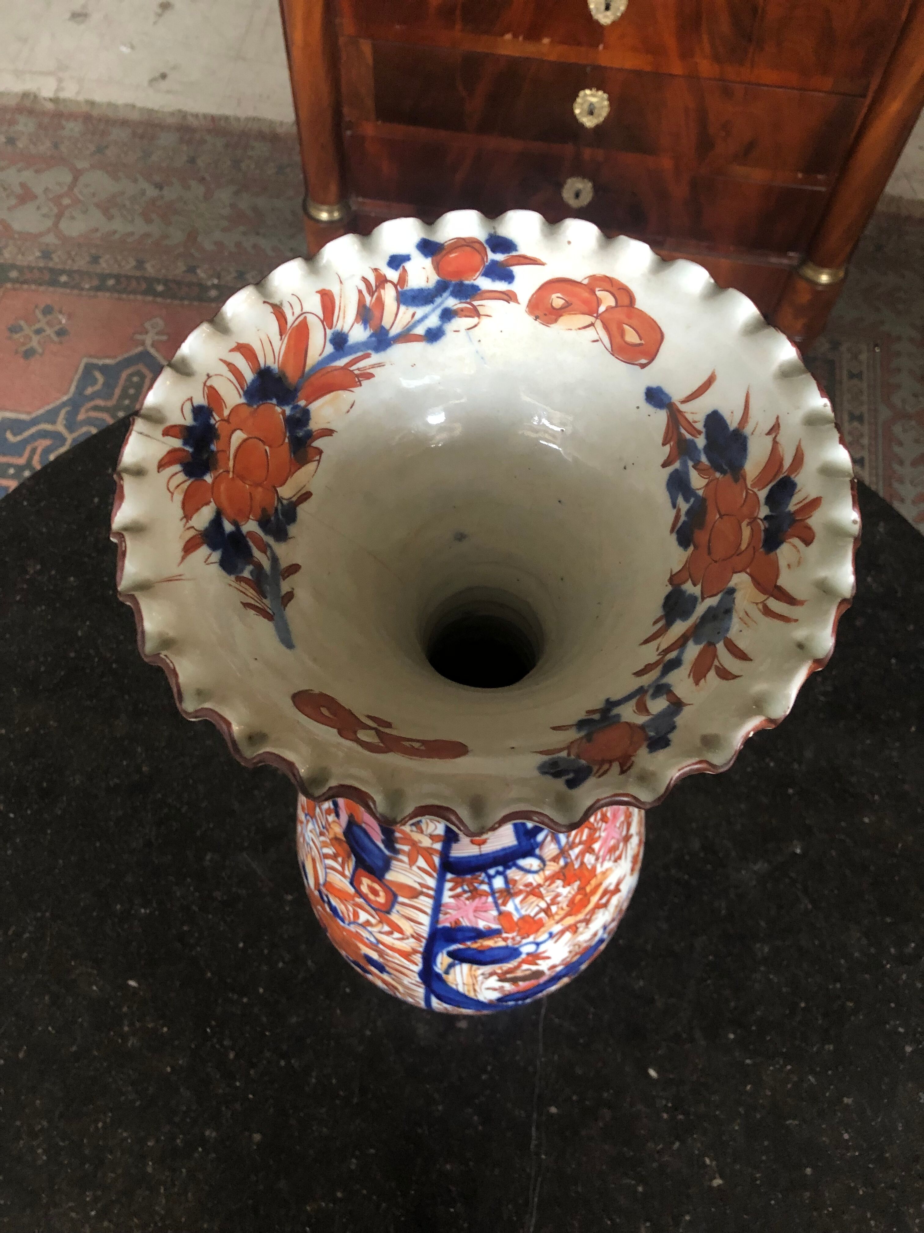 Large vase IMARI Japan 19th