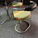 Table ronde en verre avec 3 chaises vintages