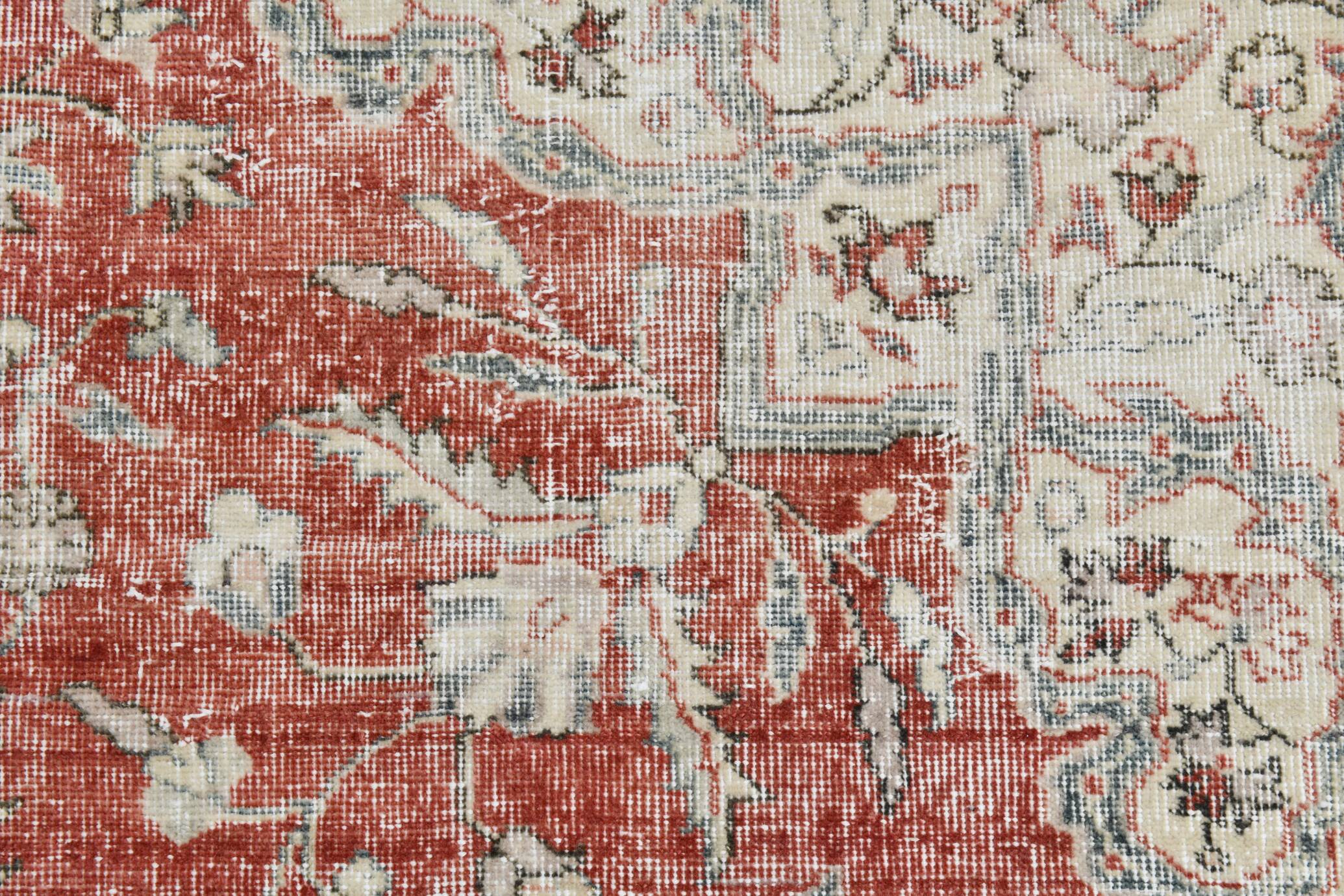 Red & Cream Vintage Persian Rug, 243x328Cm